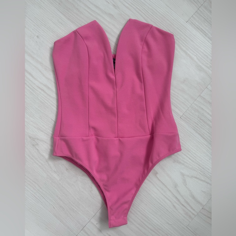 💕 PINK BODYSUIT 💕